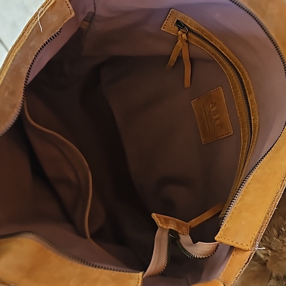 FashionAble Able Leather Tote with coin purse and strap - Picture 6 of 8